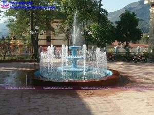 Đài phun nước bê tông huyện ủy Tủa Chùa - Điện Biên