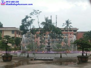 Đài phun nước trường ĐHSP TDTT Hà Tây