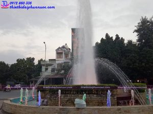 Dai phun nuoc TTTM Bình An - Sóc Sơn