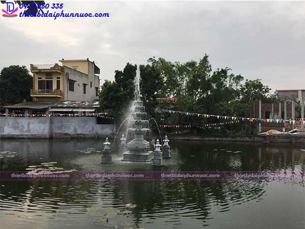 Đài phun nước bằng đá mini 1