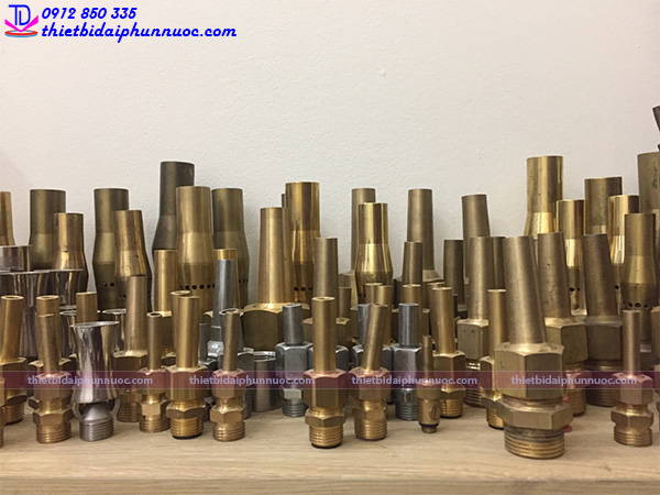 Các loại vòi phun tia nước comet