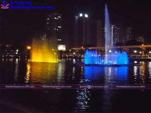 Đài phun nước phao nổi 1