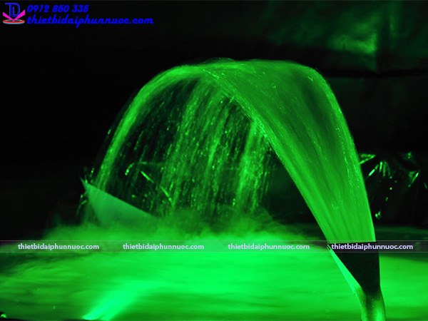 Đầu phun nước hình quạt 10