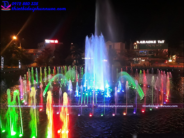 Đầu phun tia nước Comet 4