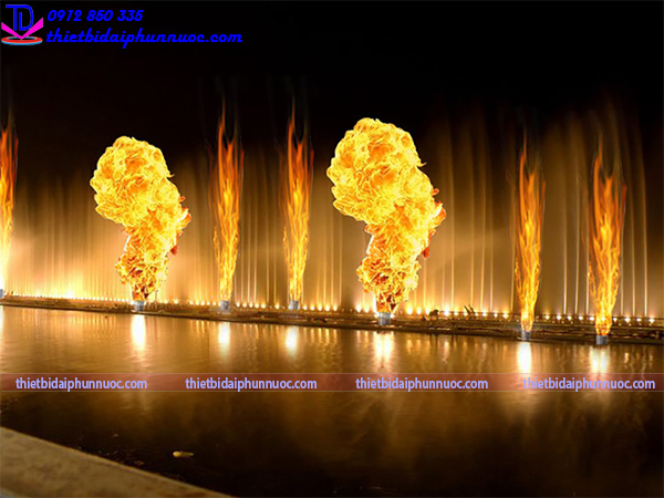 Thiết bị phun lửa 2