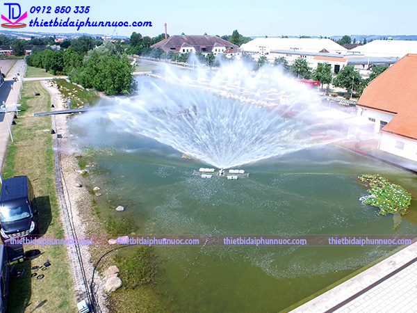Vòi phun màn nước trình chiếu 15