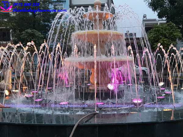 Đài phun nước vườn hoa Nguyễn Quán Quang 1