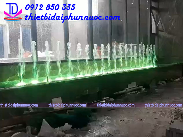 Chạy thử hoạt động đài phun nước khách sạn Luxury Hotel Đà Nẵng